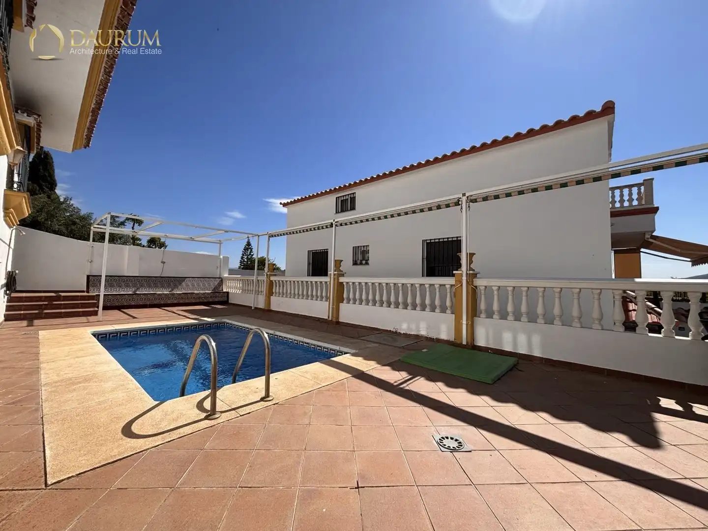 Piscina de Casa o chalet en venta en Alhaurín de la Torre con Aire acondicionado, Terraza y Trastero