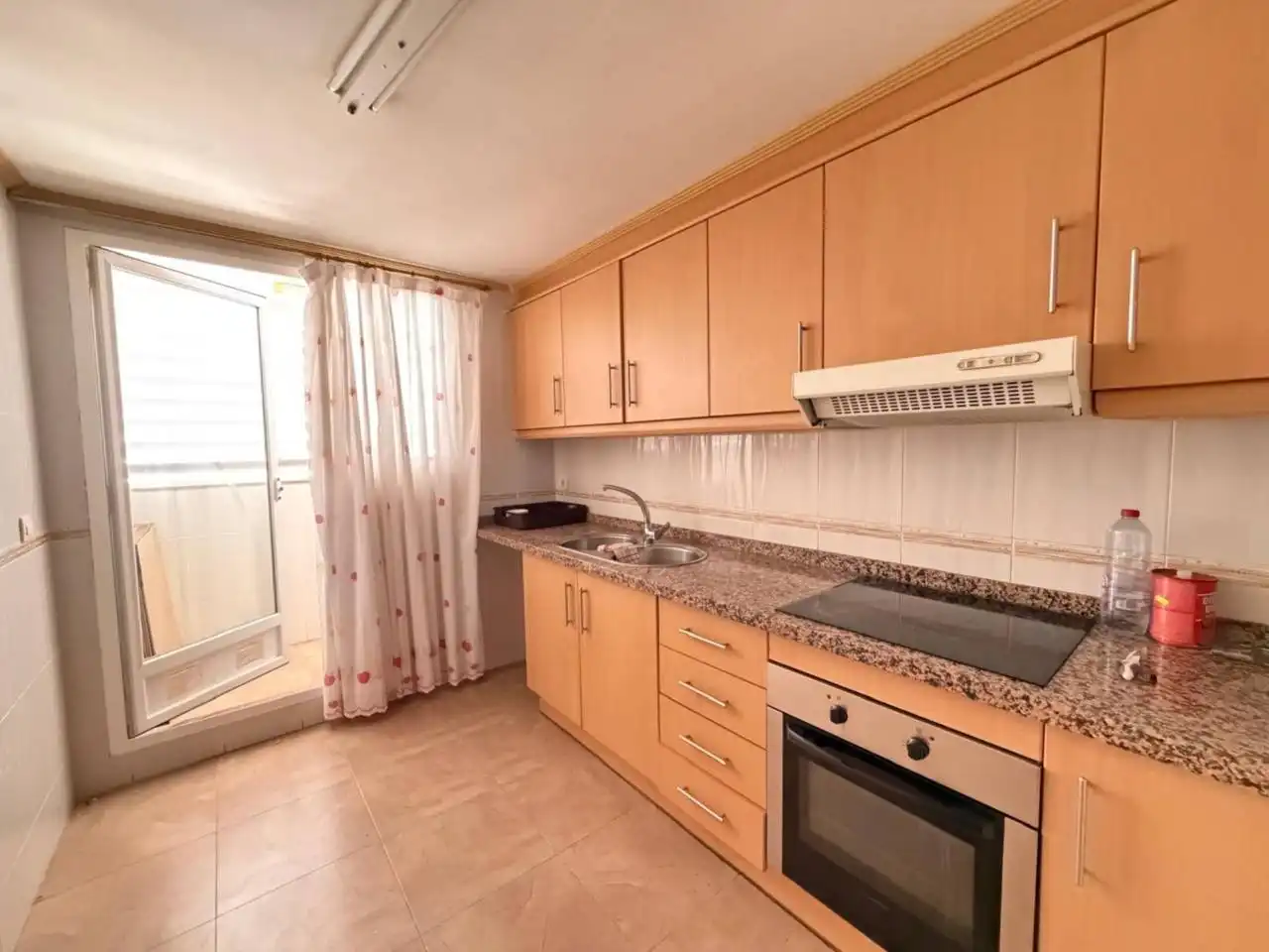 Cuina de Dúplex en venda en Vila-real amb Terrassa, Moblat i Balcó