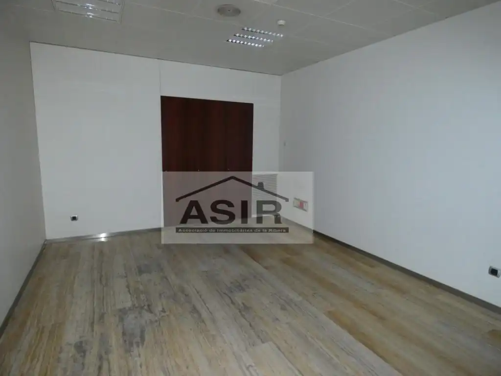 Gewerbefläche zur Miete in Casc Urbà, imagen 20