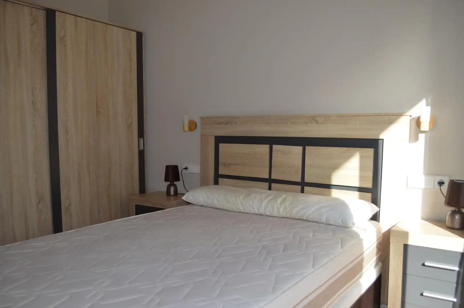 Apartament de lloguer a Calle SAGRADA FAMILIA, Angustias - Chana - Encina