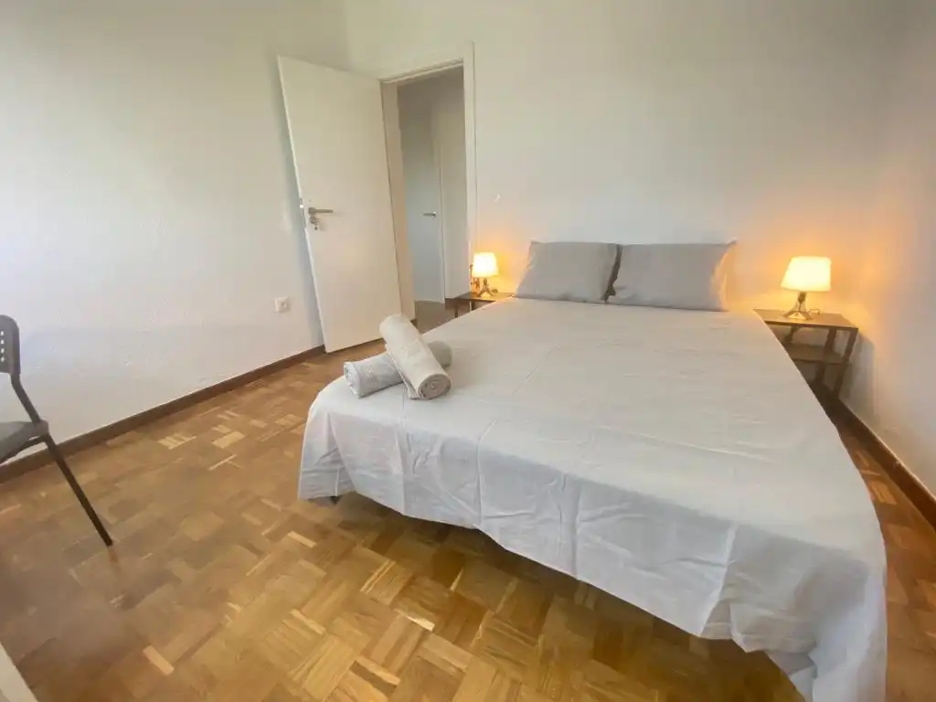 Room in Calle Hornero, 12, Opañel