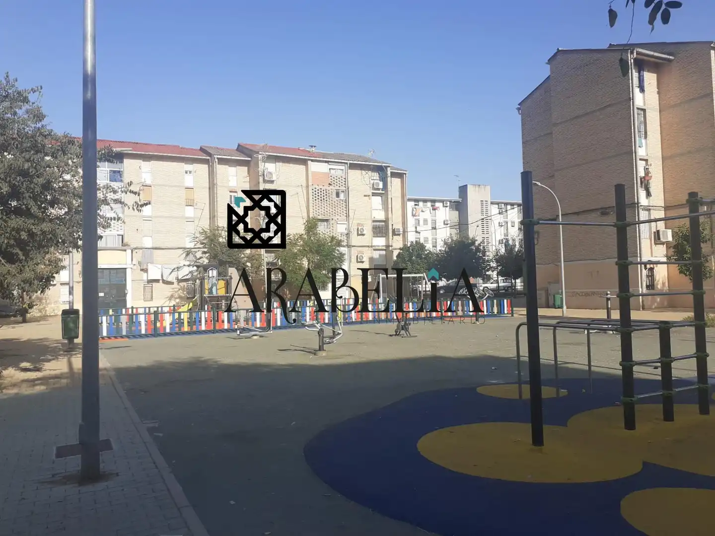 Vista exterior de Piso en venta en Córdoba con Calefacción