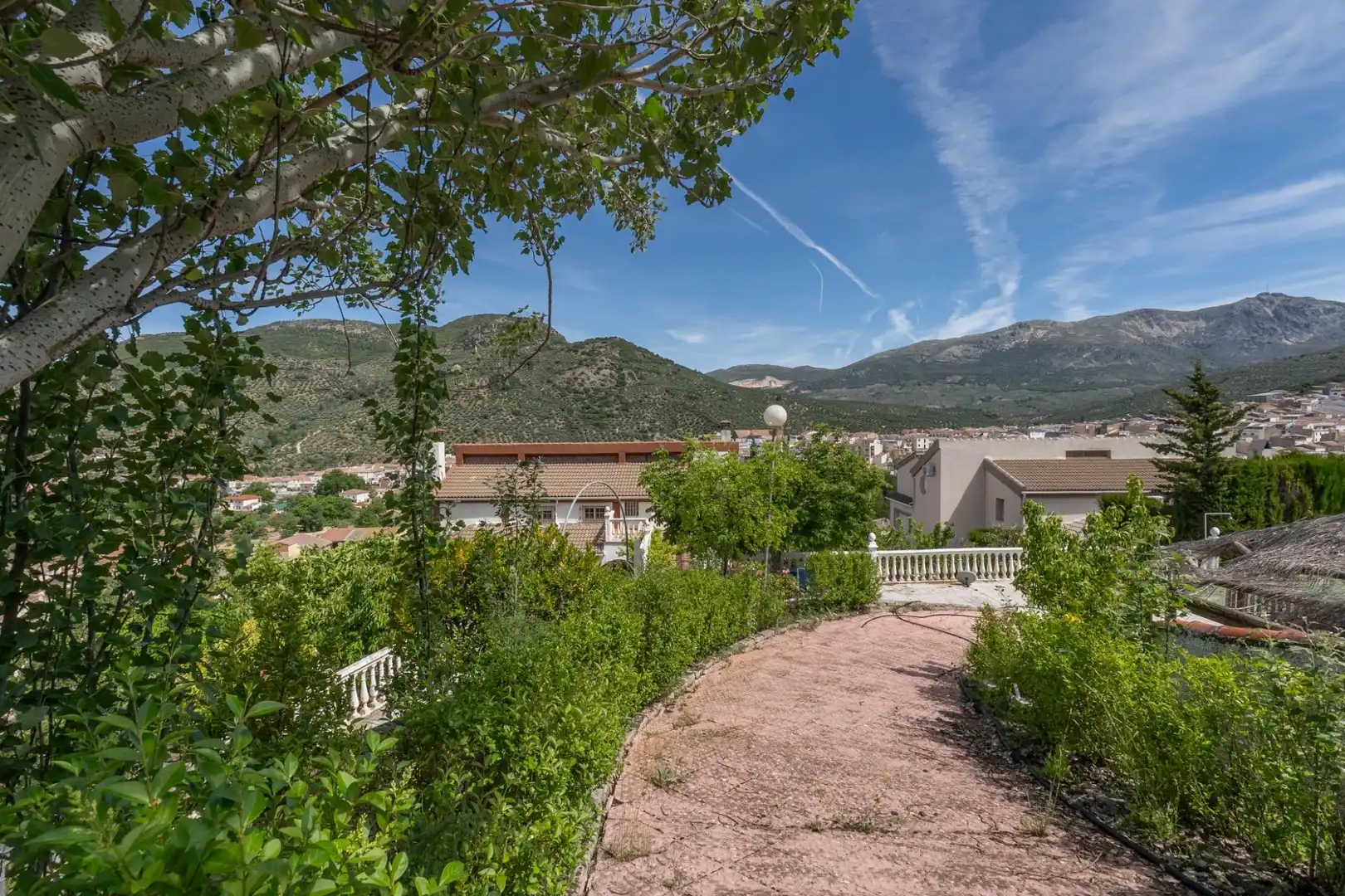 Vista exterior de Casa o chalet en venta en Valdepeñas de Jaén con Aire acondicionado, Calefacción y Jardín privado