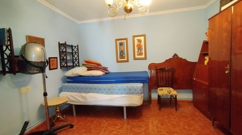 CASA DE UNA SOLA PLANTA CON PATIO, COCHERA, TRASTERO..., imatge 3