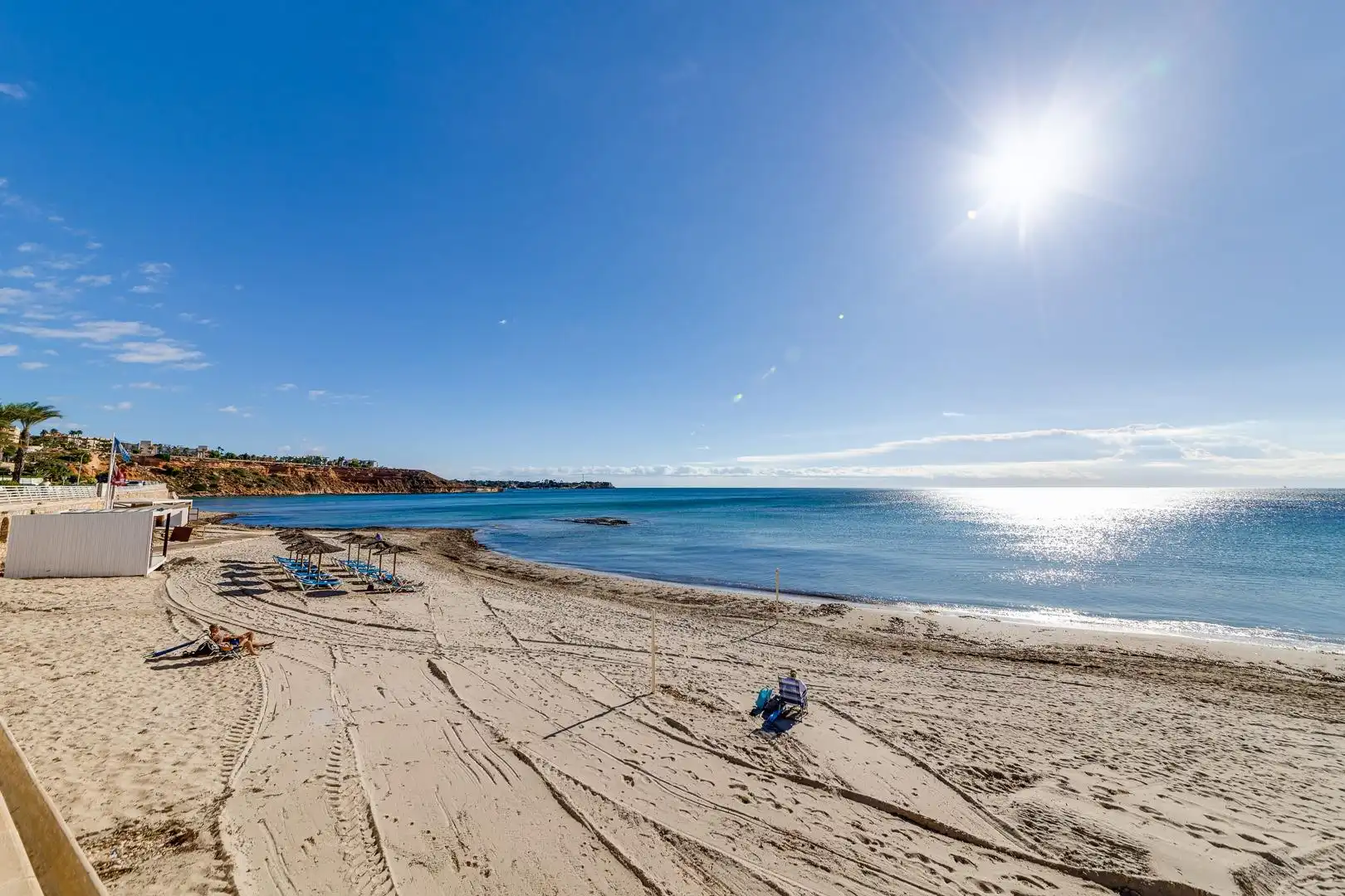Vista exterior de Piso en venta en Orihuela con Aire acondicionado, Amueblado y Piscina comunitaria