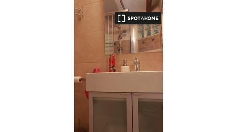 Photo 3 of Study to share in Sant Pere, Sta. Caterina i la Ribera,  Barcelona Capital