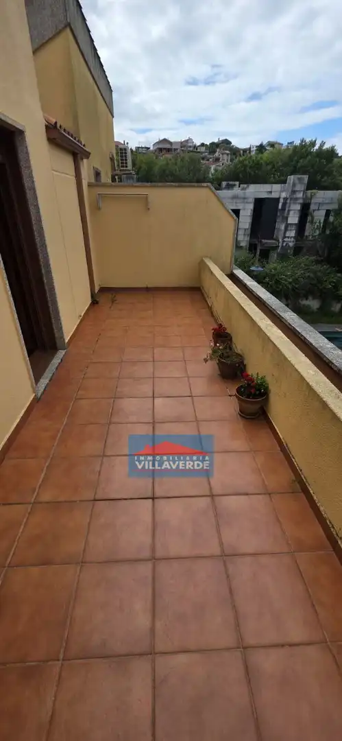 Terraza de Casa adosada en venta en Cangas  con Calefacción, Terraza y Trastero