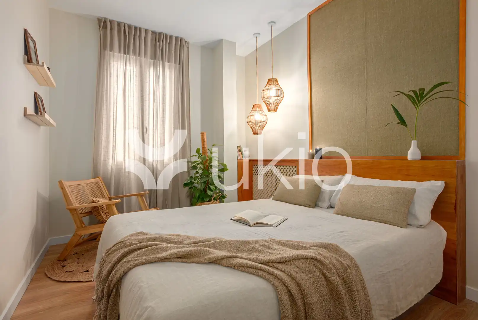 Habitación de Apartamento de alquiler en Madrid con Aire acondicionado, Calefacción y Trastero