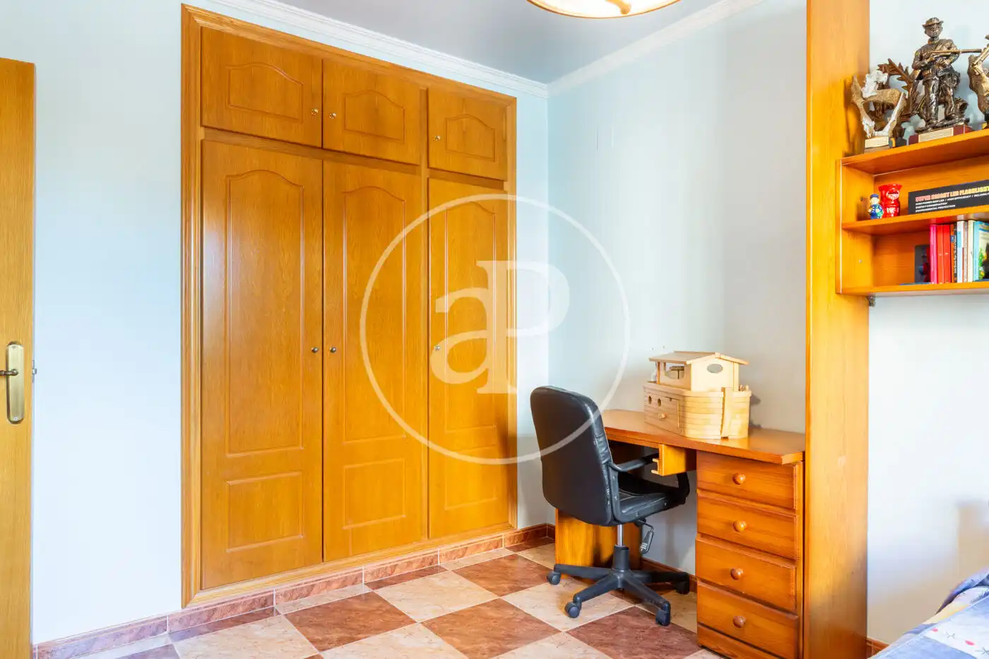 Habitación de Casa adosada en venta en Burriana / Borriana con Calefacción, Jardín privado y Terraza