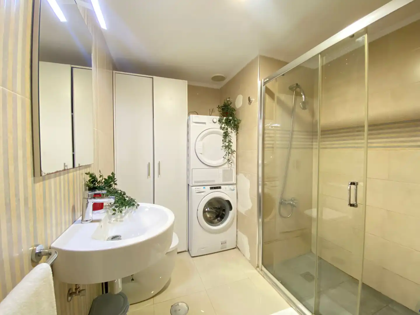 Baño de Piso en venta en Las Palmas de Gran Canaria con Aire acondicionado, Parquet y Amueblado