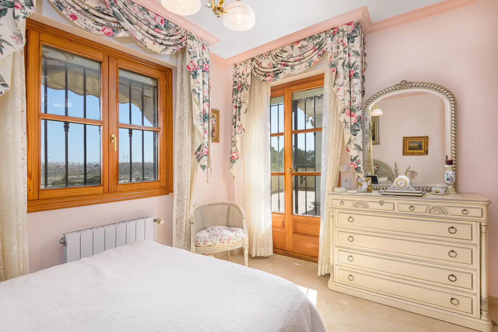 Casa o chalet en venta en Carrer del Vespre, 2, Bonalba - Cotoveta