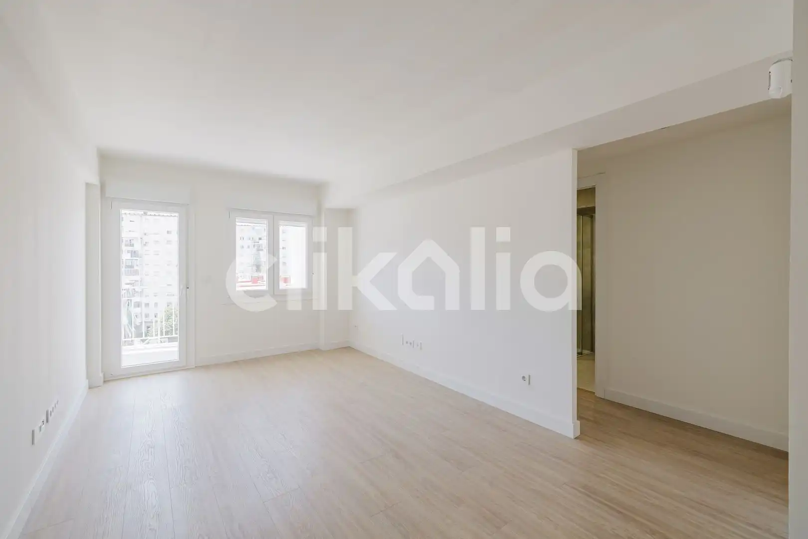 Piso con ascensor en venta en Carretera de Cádiz