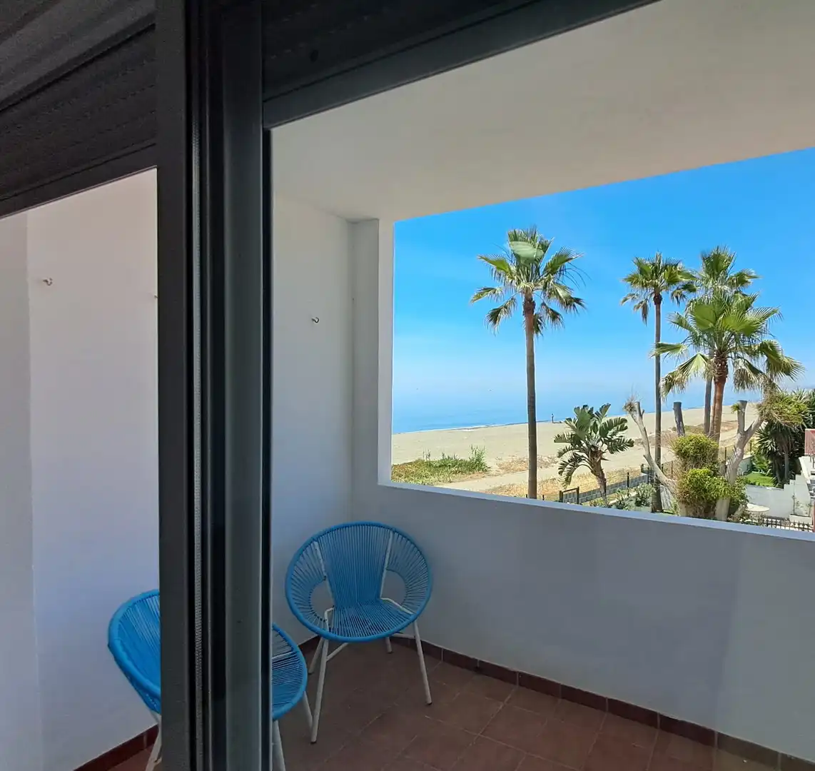 Terrassa de Casa adosada en venda en Estepona amb Aire condicionat, Terrassa i Traster