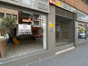 Gewerbefläche zur Miete in Calle Albarderos 6