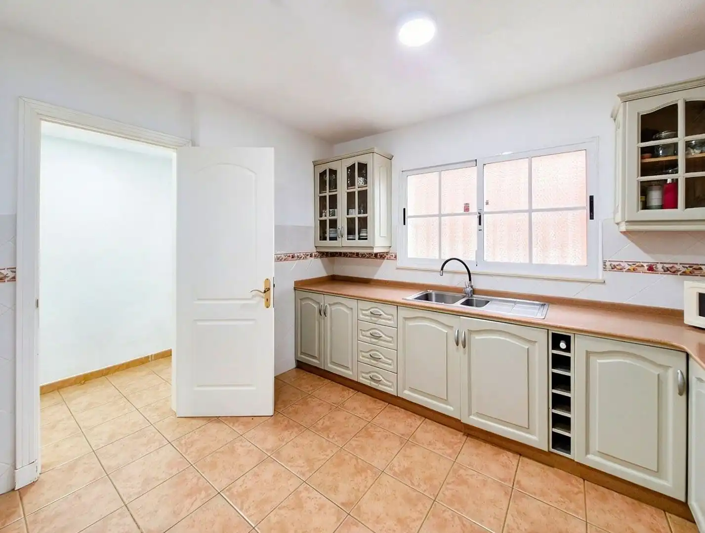 Kitchen of Houses for sale in Arucas  with Private garden, Terrace and Storage room