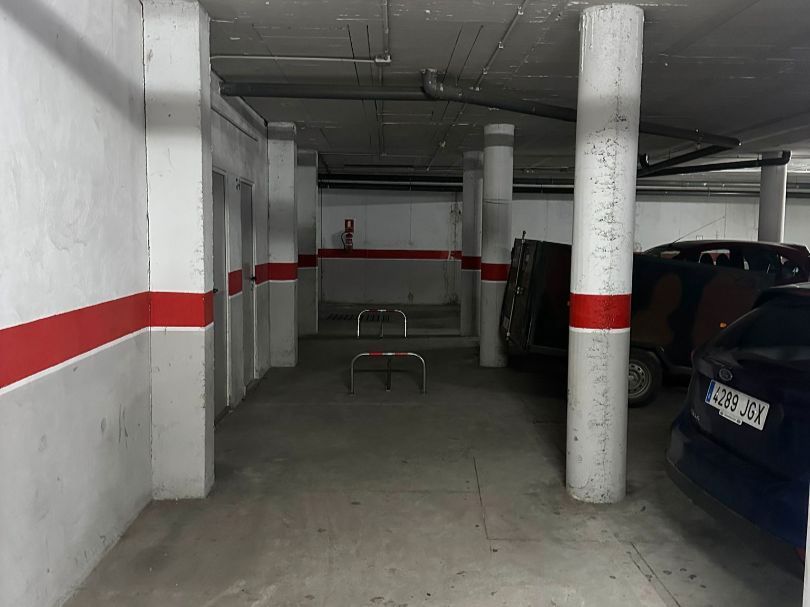 Aparcament de Garatge de lloguer en Mérida amb Alarma