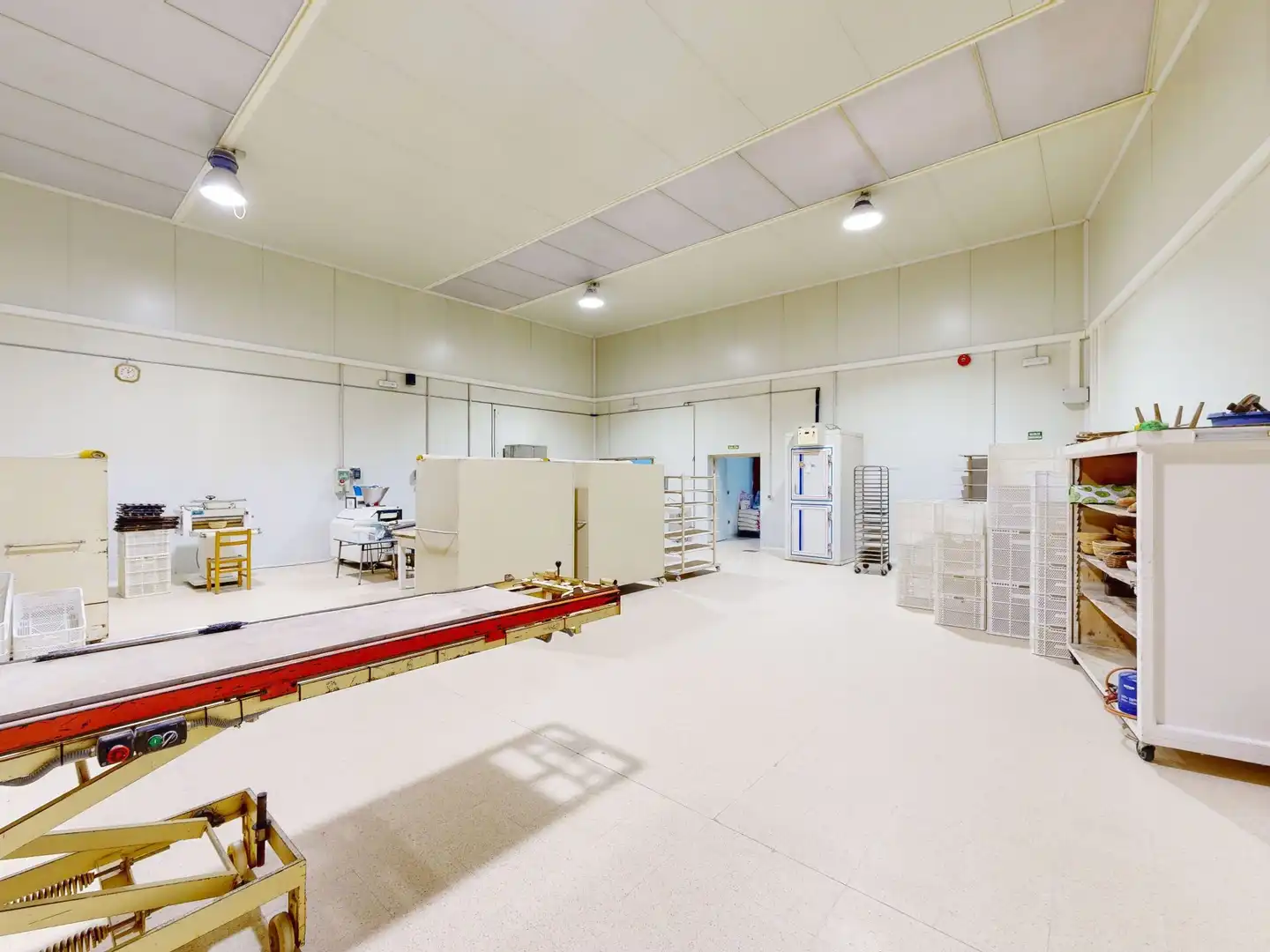 Industrial buildings for sale in Xove