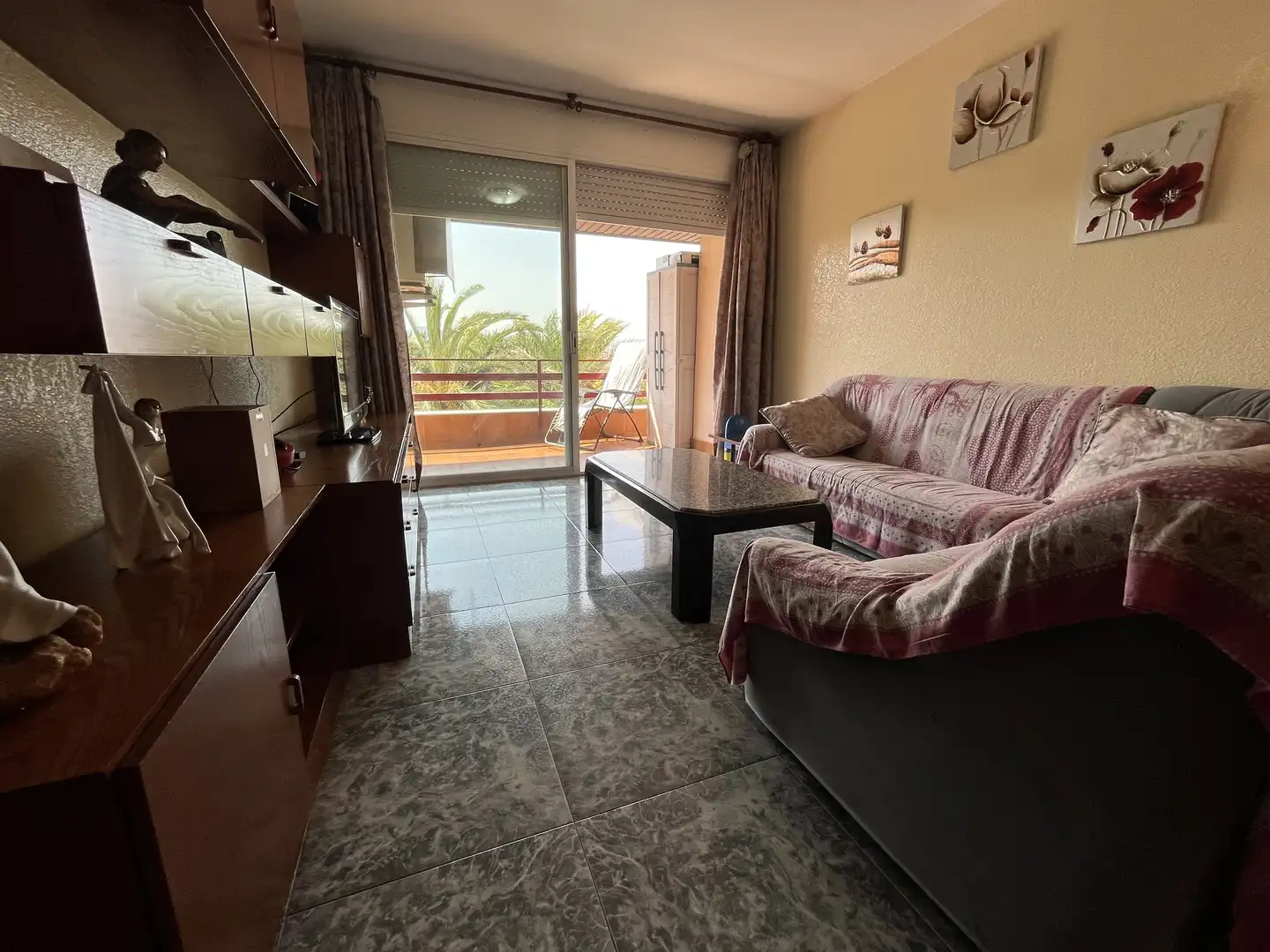 Living room of Flat for sale in Cornellà de Llobregat  with Heating and Swimming Pool