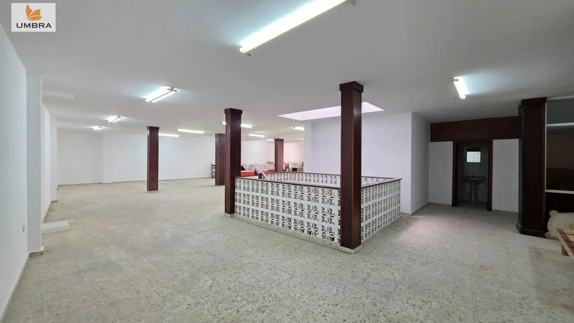 Gewerbefläche zum Verkauf in Calle de Rodrigo León 7, imagen 12