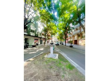 Individual en venta en Calle AVENIDA CATALUÑA