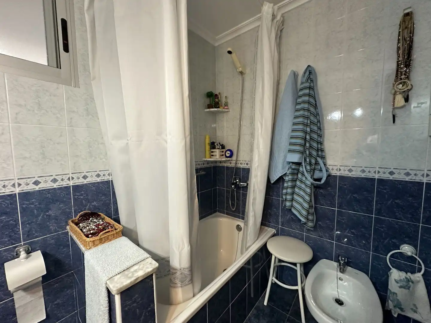 Baño de Piso en venta en Ontinyent con Calefacción y Trastero