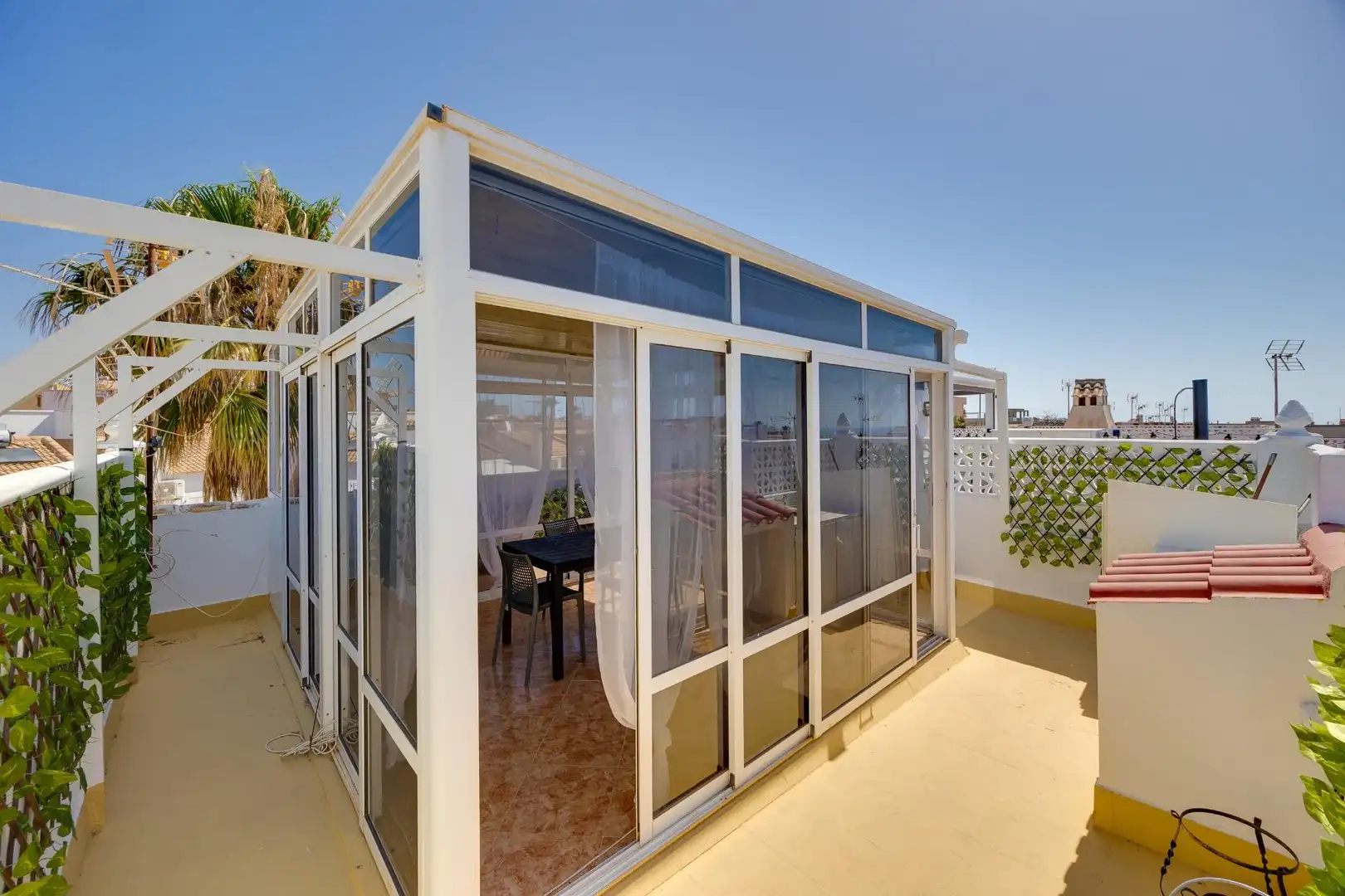 Terrasse von Haus oder Chalet zum Verkauf in Torrevieja mit Möbliert
