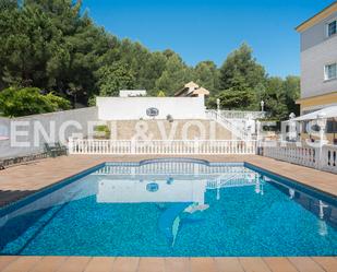 Piscina de Casa o xalet en venda en Onda amb Aire condicionat, Calefacció i Jardí privat