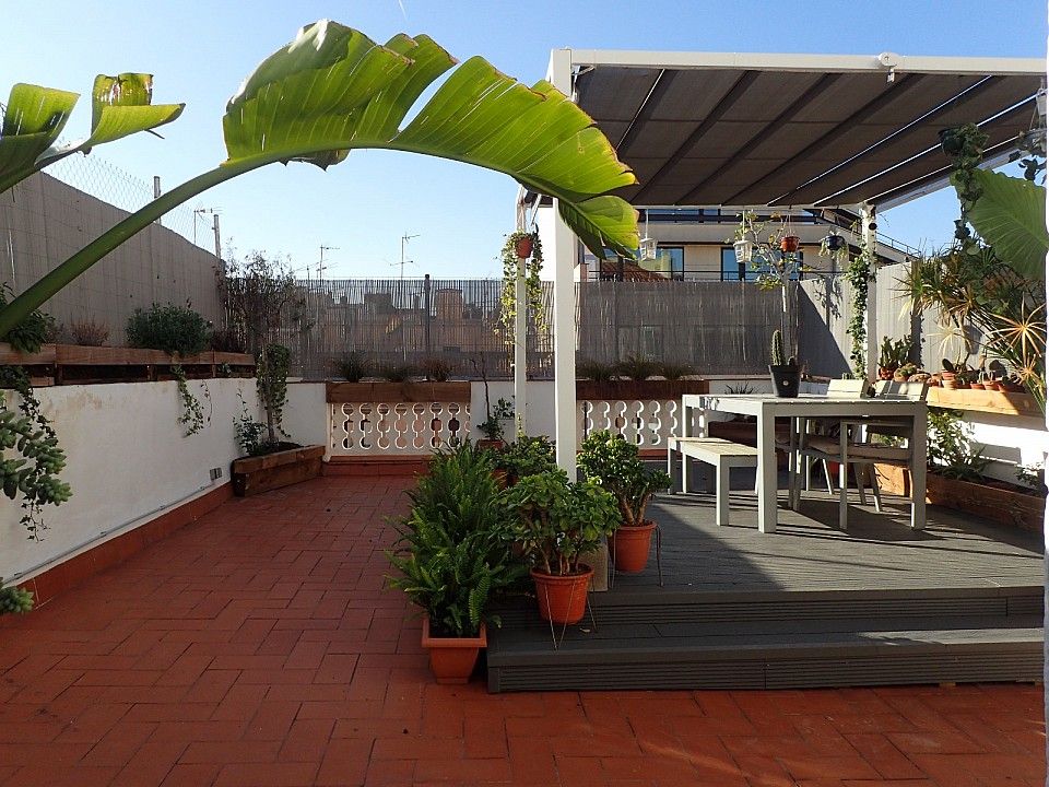 Terrace of Attic to rent in  Barcelona Capital  with Air Conditioner, Heating and Parquet flooring