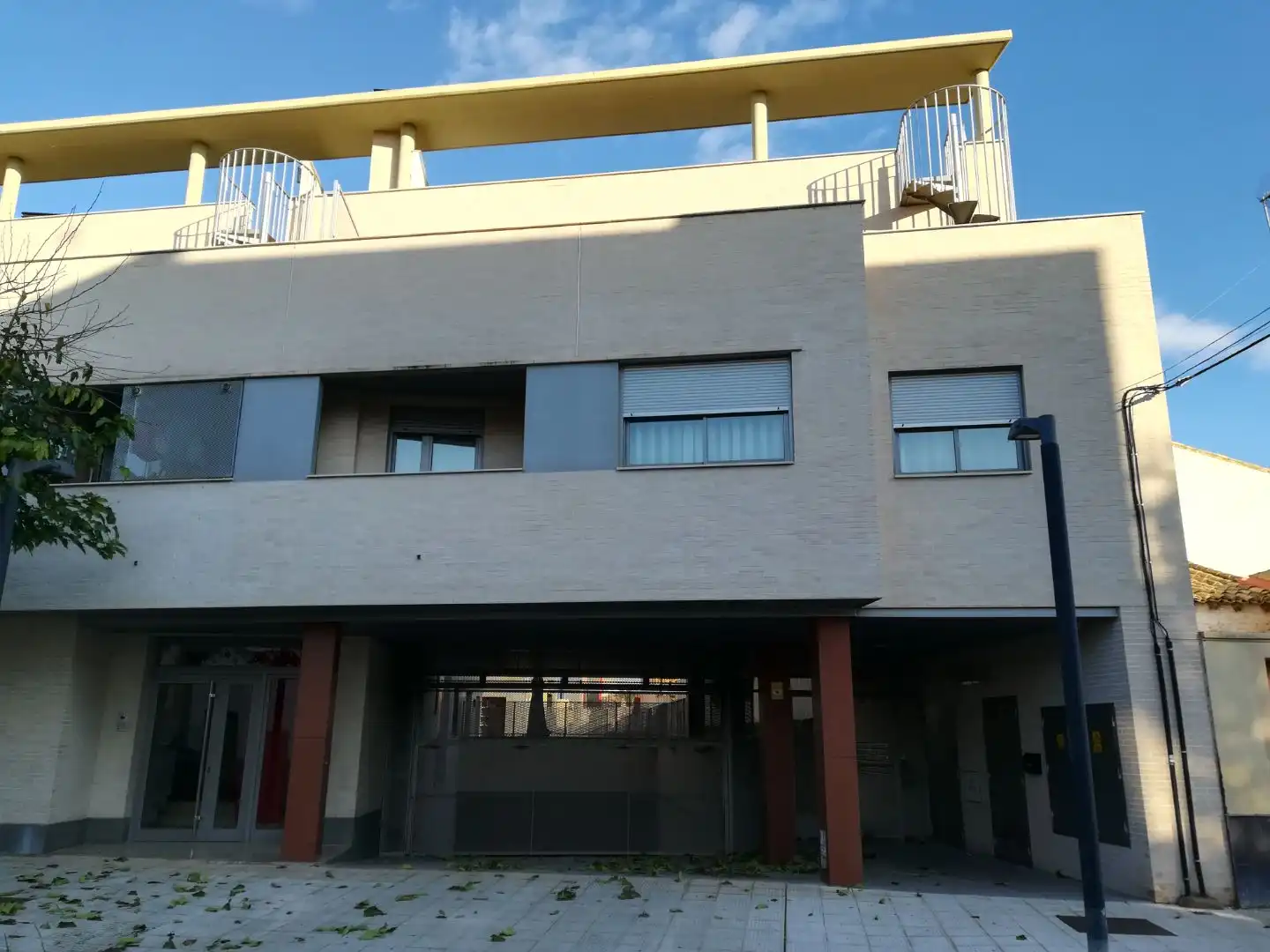 Pis amb piscina en venda a avd de la jarea 51, imagen 2