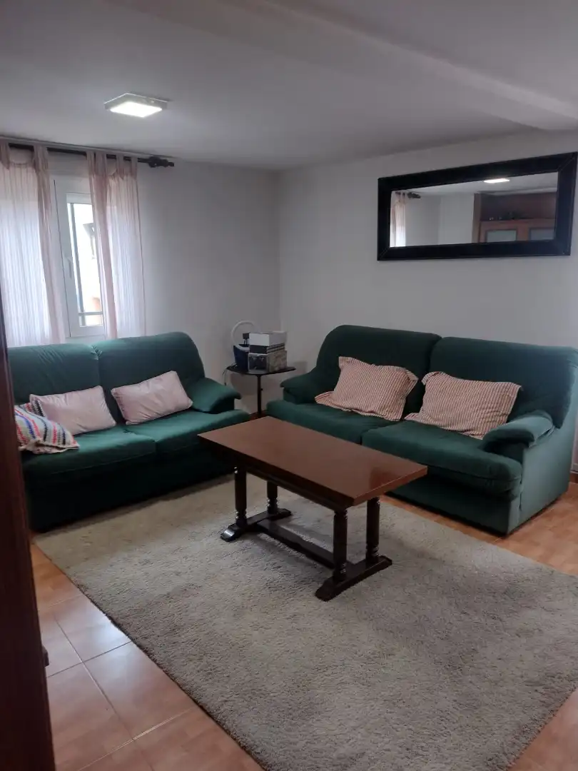 Wohnzimmer von Einfamilien-Reihenhaus zum Verkauf in Belorado mit Heizung, Terrasse und Abstellraum