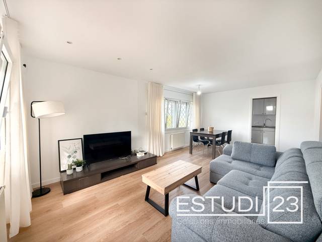 Casa-chalet en Venta en Mas Mora - Sant Daniel