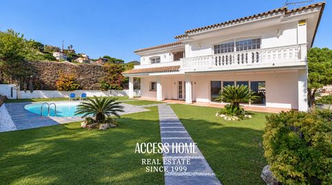 Magnífica casa con jardín y piscina en Cabrils, imagen 2