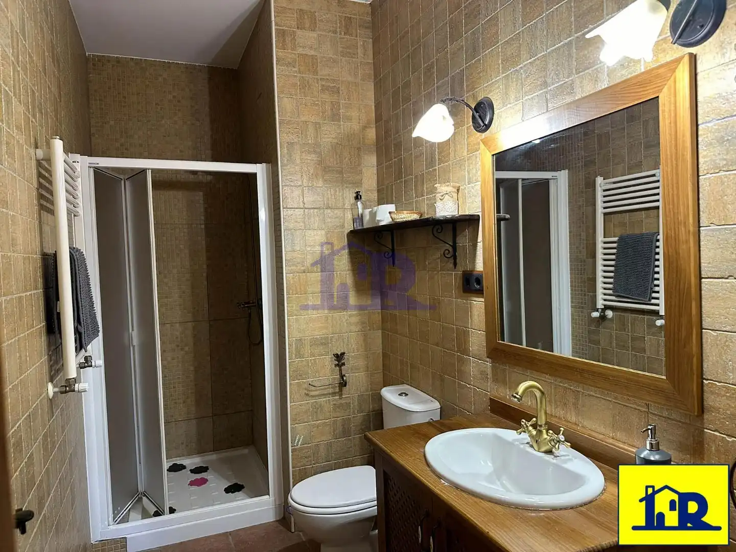 Bathroom of Houses for sale in Villar de Olalla  with Heating, Terrace and Storage room