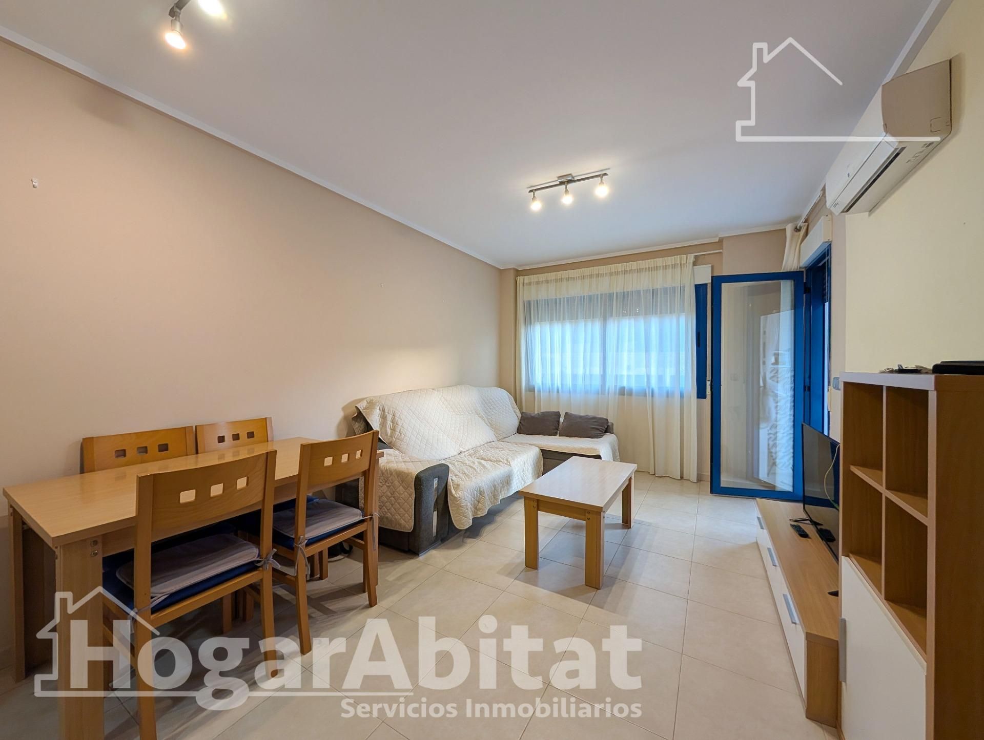 Sala de estar de Piso en venta en Alicante / Alacant con Aire acondicionado, Terraza y Amueblado