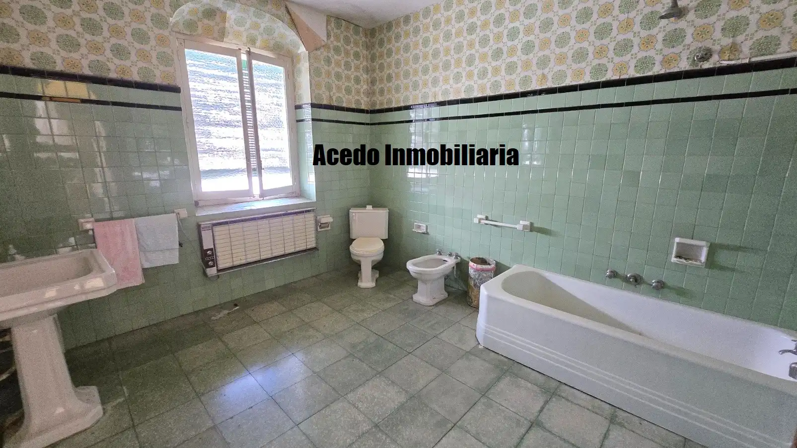 Bany de Casa o xalet en venda en Brozas amb Jardí privat, Terrassa i Piscina