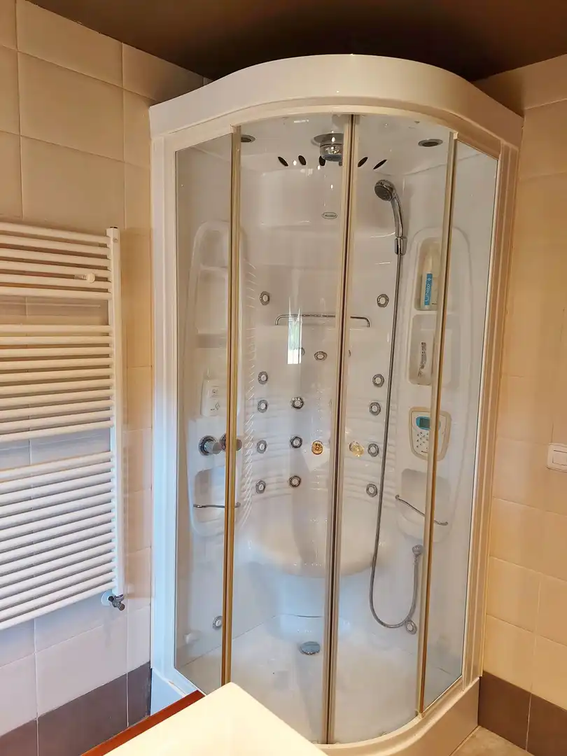 Bathroom of Houses for sale in La Pobla de Vallbona  with Air Conditioner, Heating and Private garden