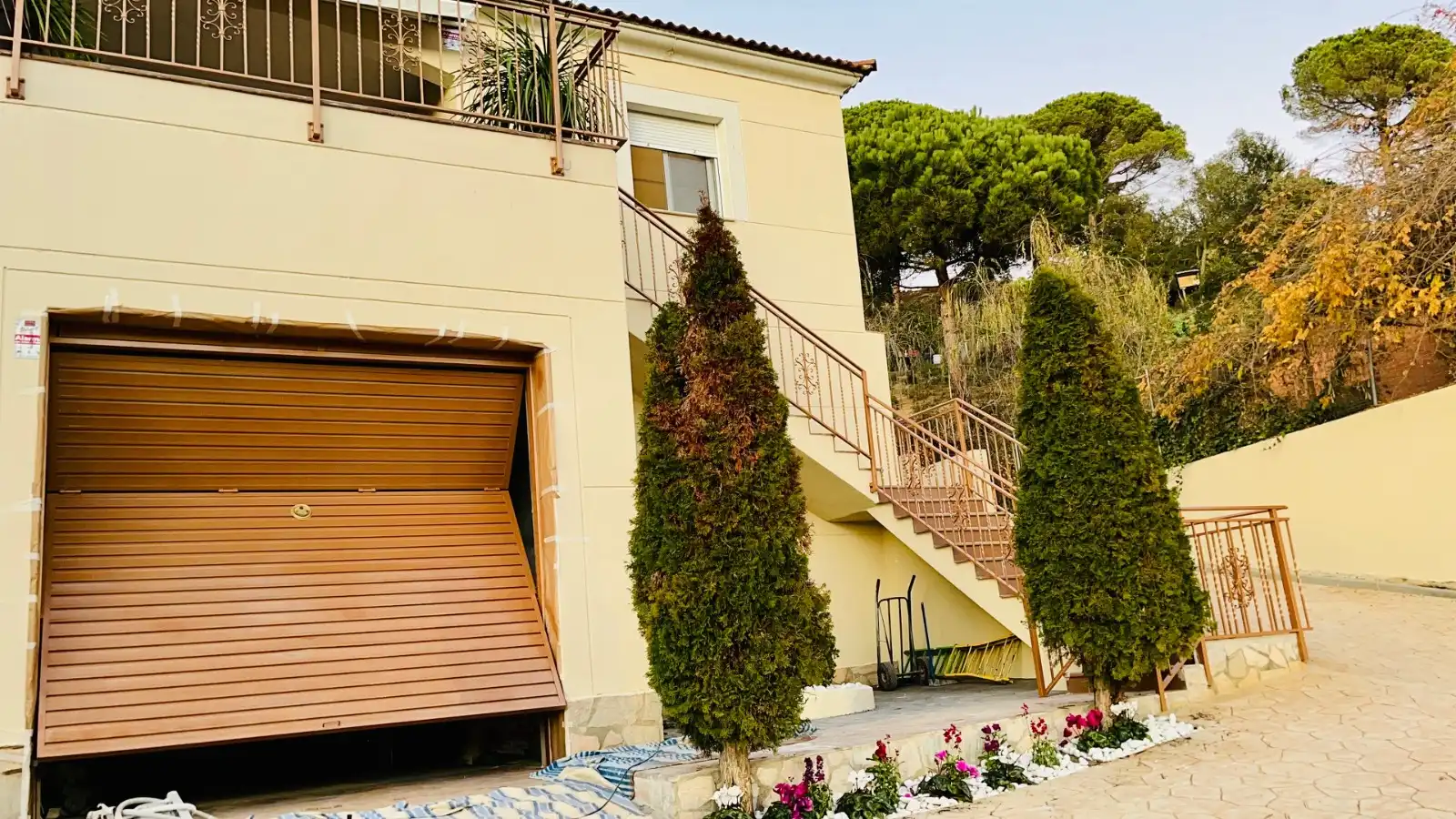 Vista exterior de Casa o xalet de lloguer en Lloret de Mar amb Calefacció, Jardí privat i Forn