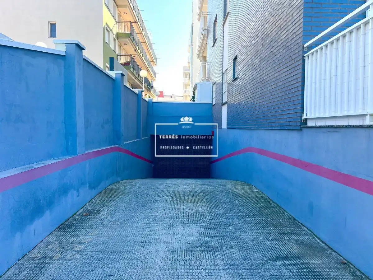 Parking de Piso en venta en Moncofa con Terraza y Trastero