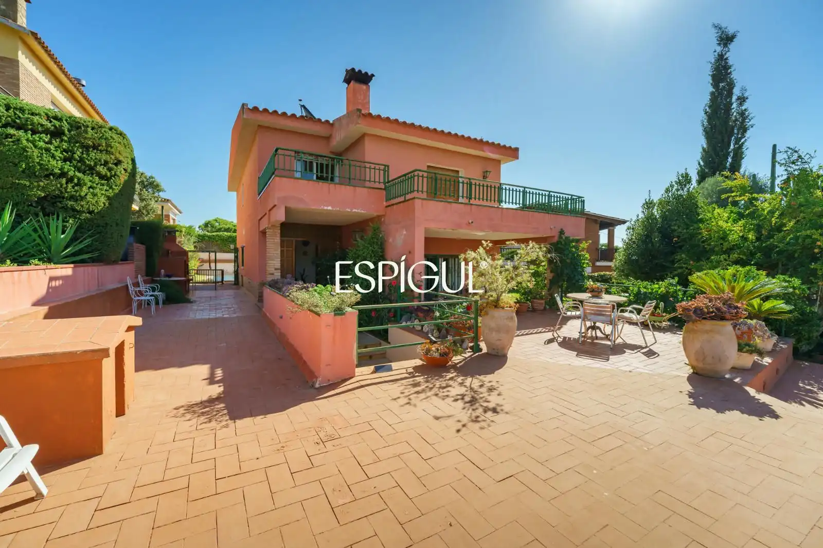Casa amb terrassa en venda a Comtal, imagen 4