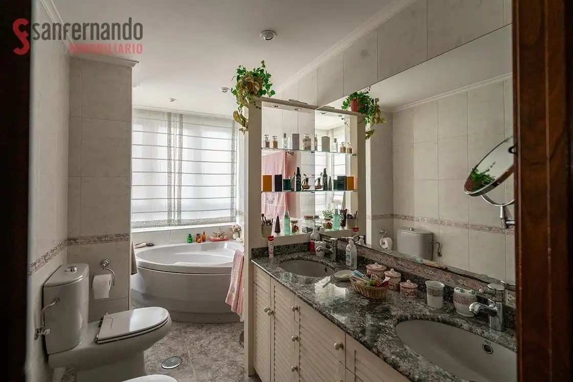 Bathroom of Flat for sale in Santander  with Heating