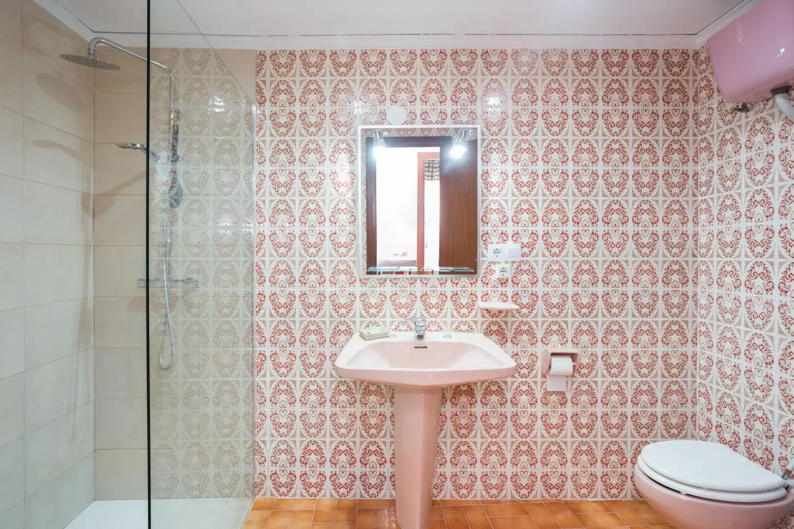 Bathroom of Flat for sale in Piles  with Air Conditioner and Balcony