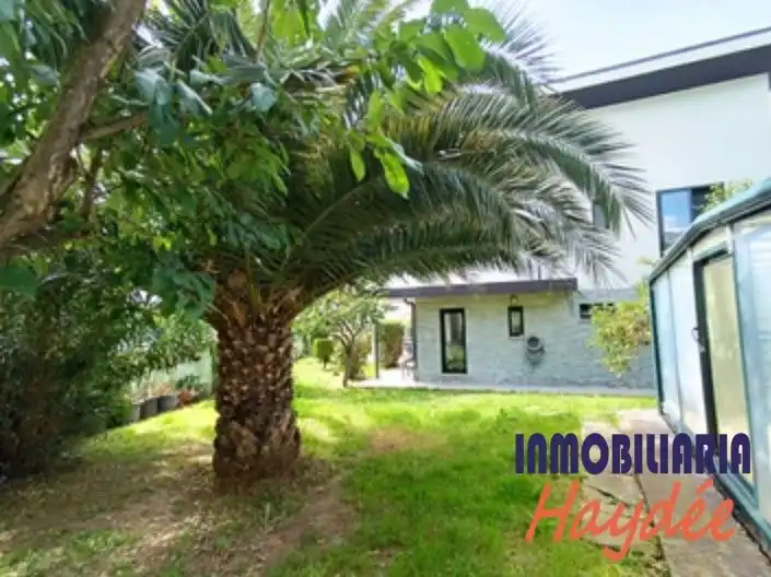 Vista exterior de Casa o chalet en venta en Berango con Calefacción, Terraza y Trastero