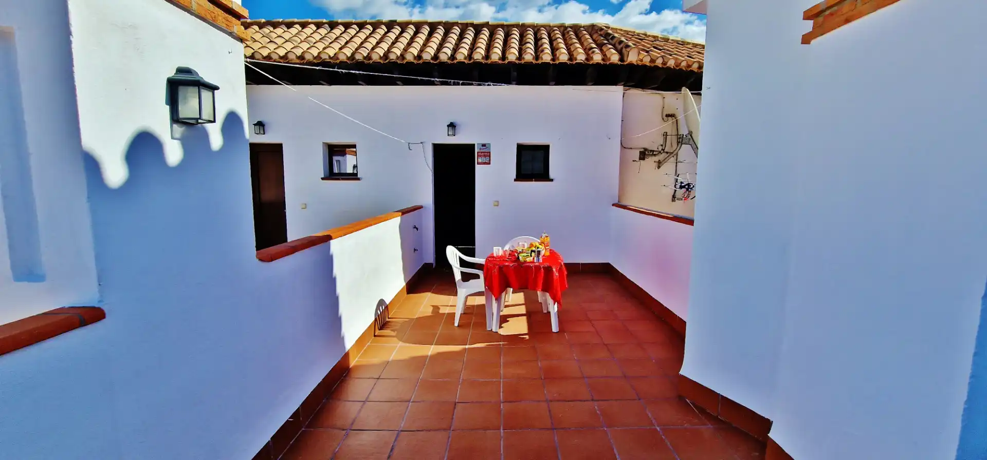 Terrasse von Wohnungen zur Miete in Vélez de Benaudalla mit Klimaanlage, Heizung und Terrasse