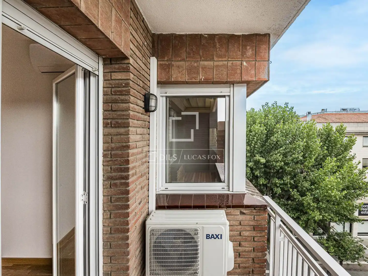 Terrasse von Wohnung zum Verkauf in Sant Cugat del Vallès mit Heizung, Terrasse und Balkon