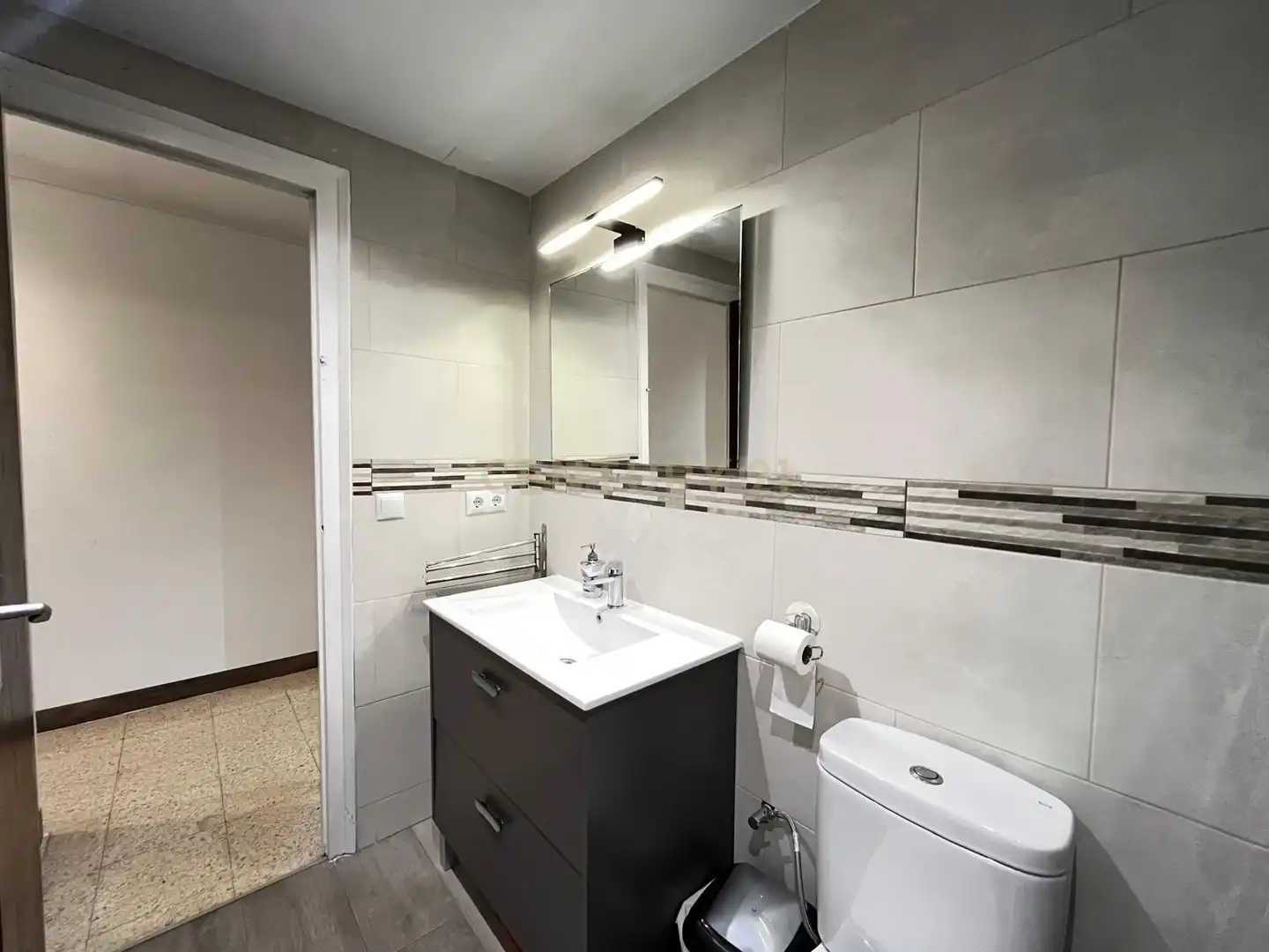 Bathroom of Detached homes for sale in Vilanova i la Geltrú  with Storage room, Oven and Balcony