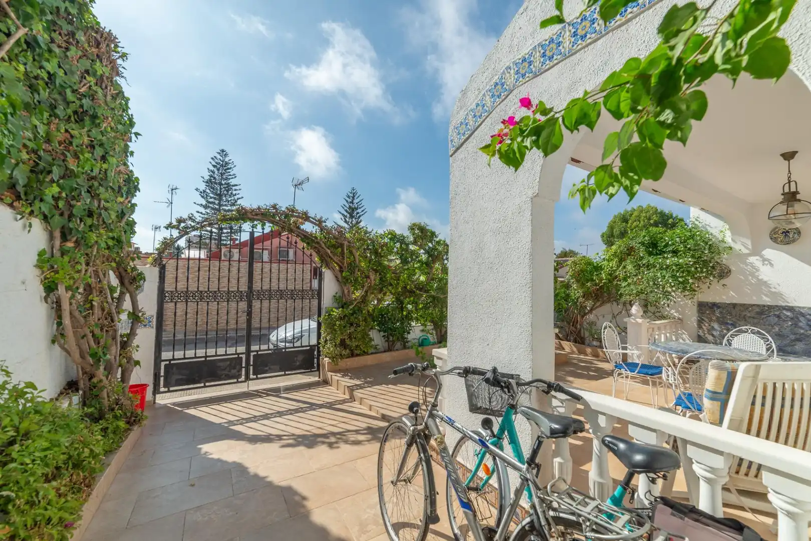Vista exterior de Casa adosada en venta en San Javier con Aire acondicionado, Calefacción y Jardín privado
