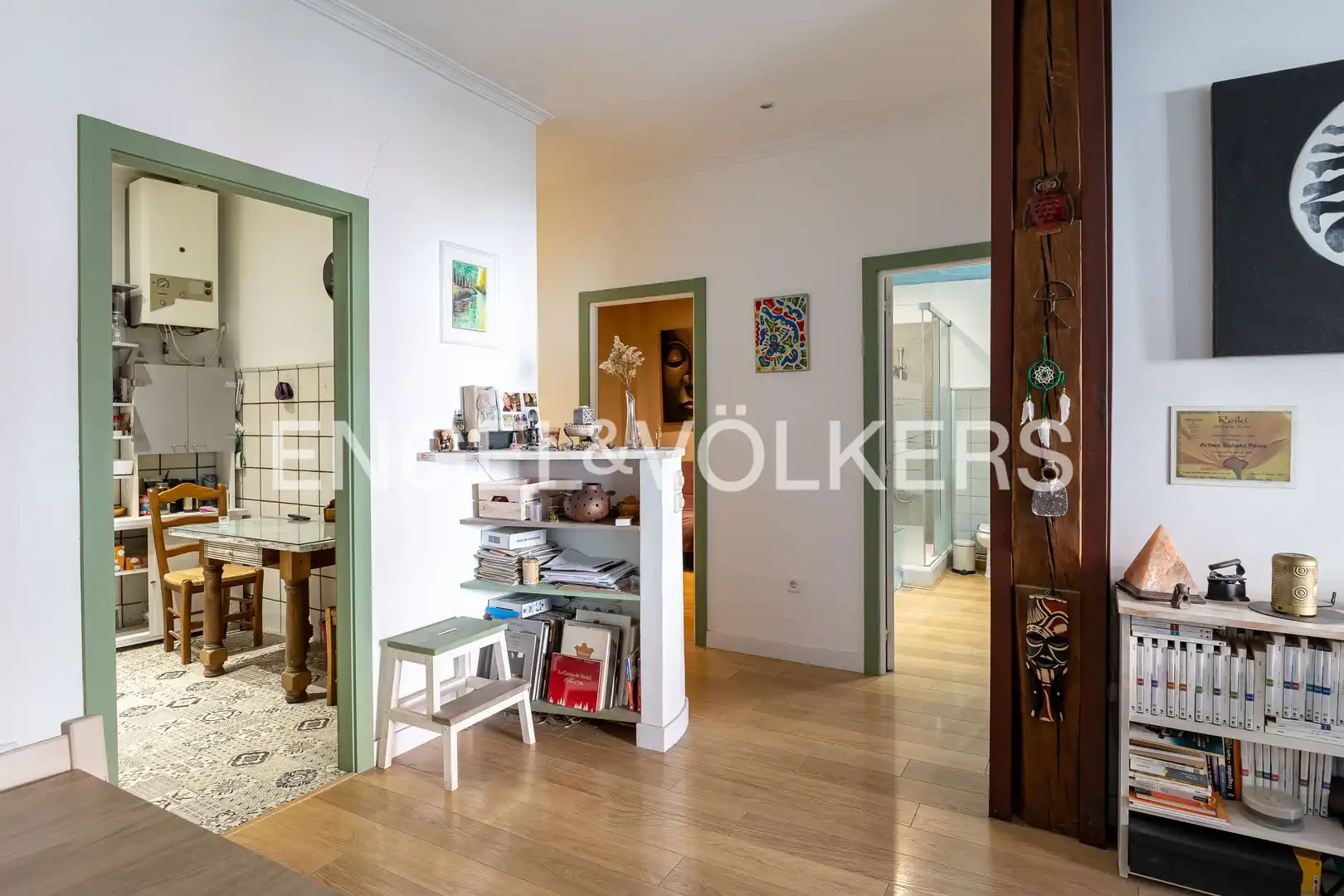 Wohnung zum Verkauf in Madrid mit Klimaanlage, Heizung und Balkon