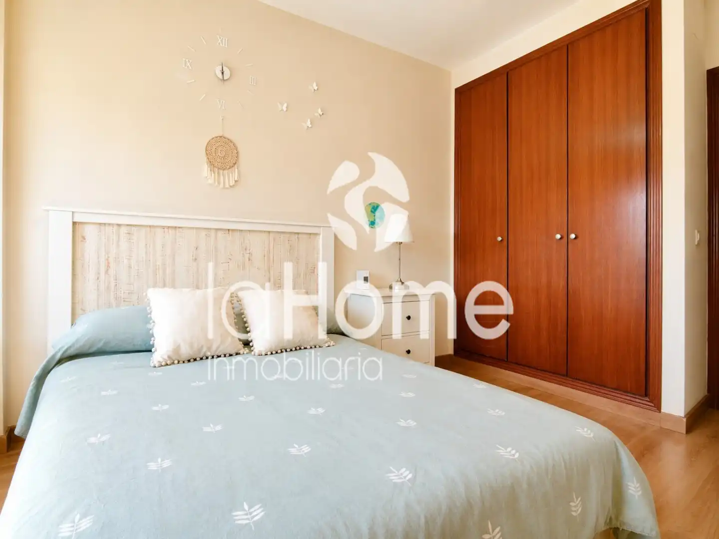 Habitación de Piso en venta en L'Eliana con Aire acondicionado, Parquet y Horno