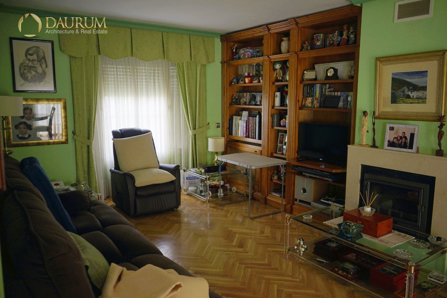 Living room of Single-family semi-detached for sale in Torrejón de Ardoz  with Air Conditioner, Heating and Private garden