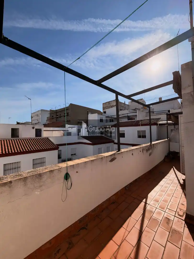 Vista exterior de Casa adosada en venda en Centro
